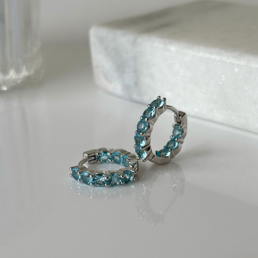 Brinco argola Nina zircônias água marinha ródio branco - foto 3