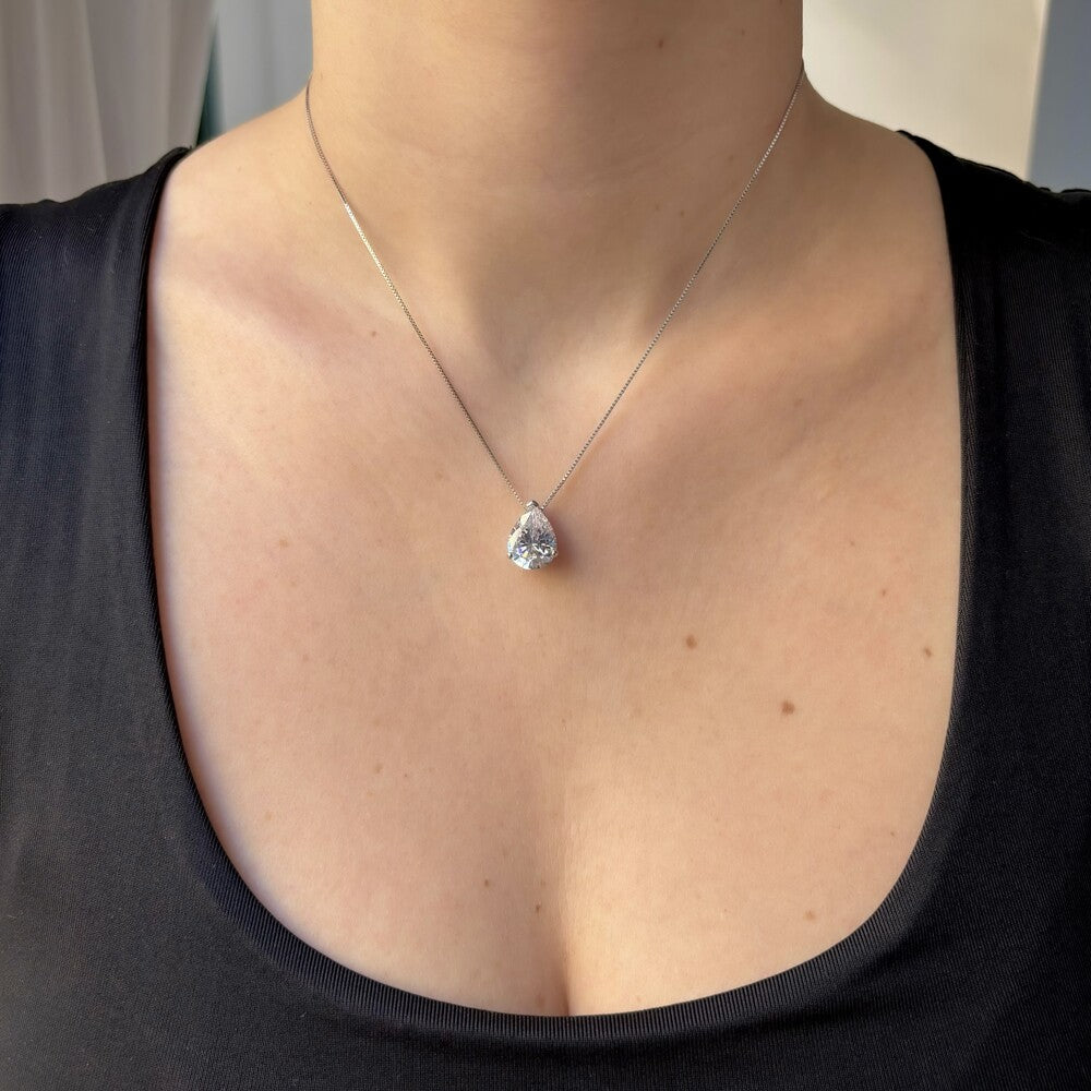 Colar Luma gota zircônia branca prata 925