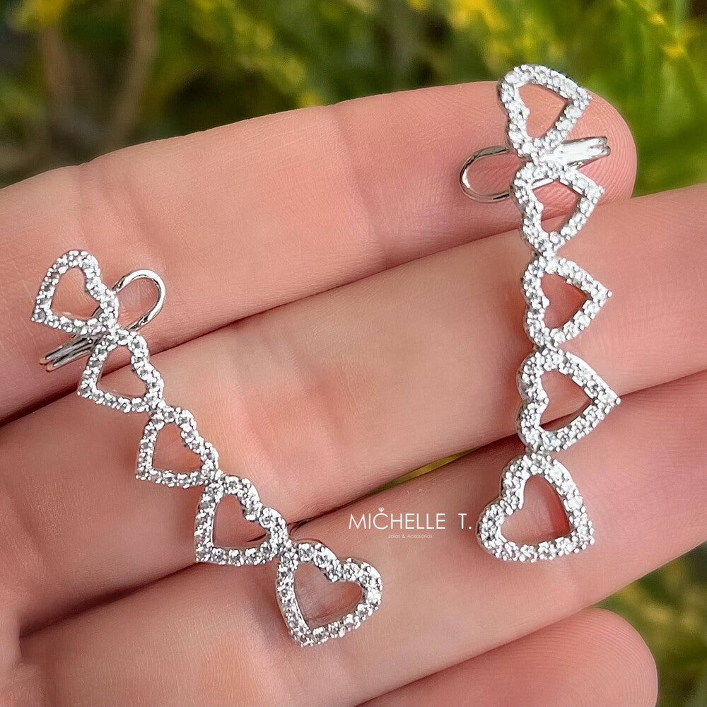 Brinco ear cuff hearts cravejado ródio branco - foto 3