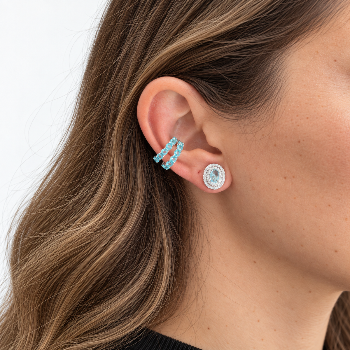 Brinco Grazi oval zircônia água marinha ródio branco