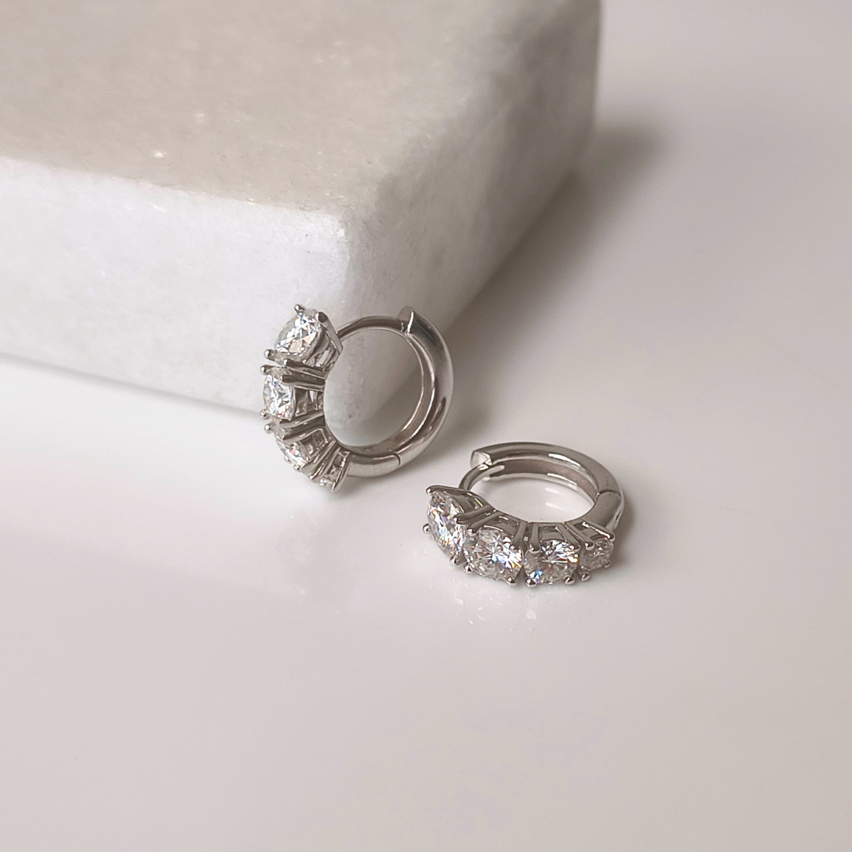 Brinco argola Moissanite 0.5ct prata 925