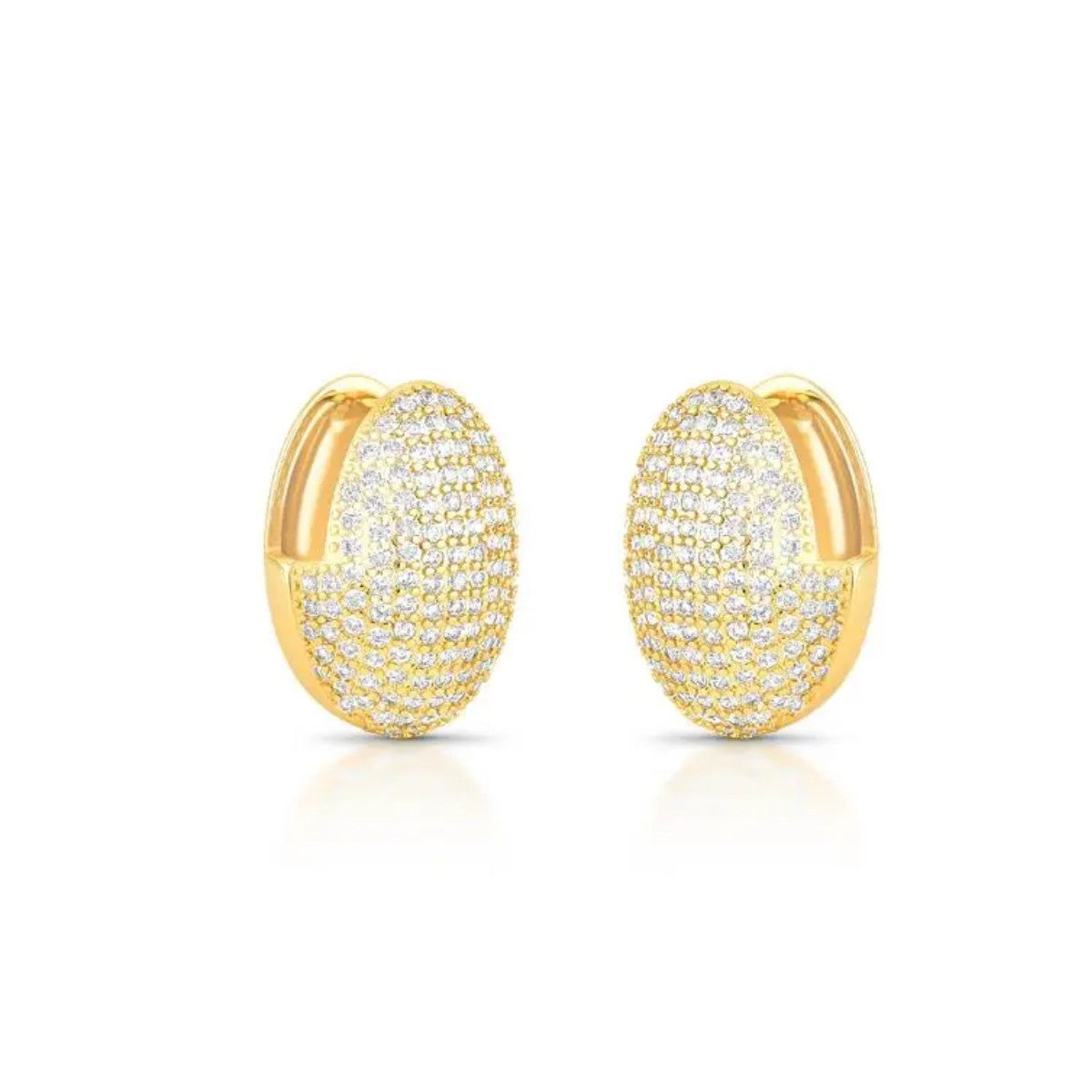 Brinco argola Dome abaulada cravejada ouro