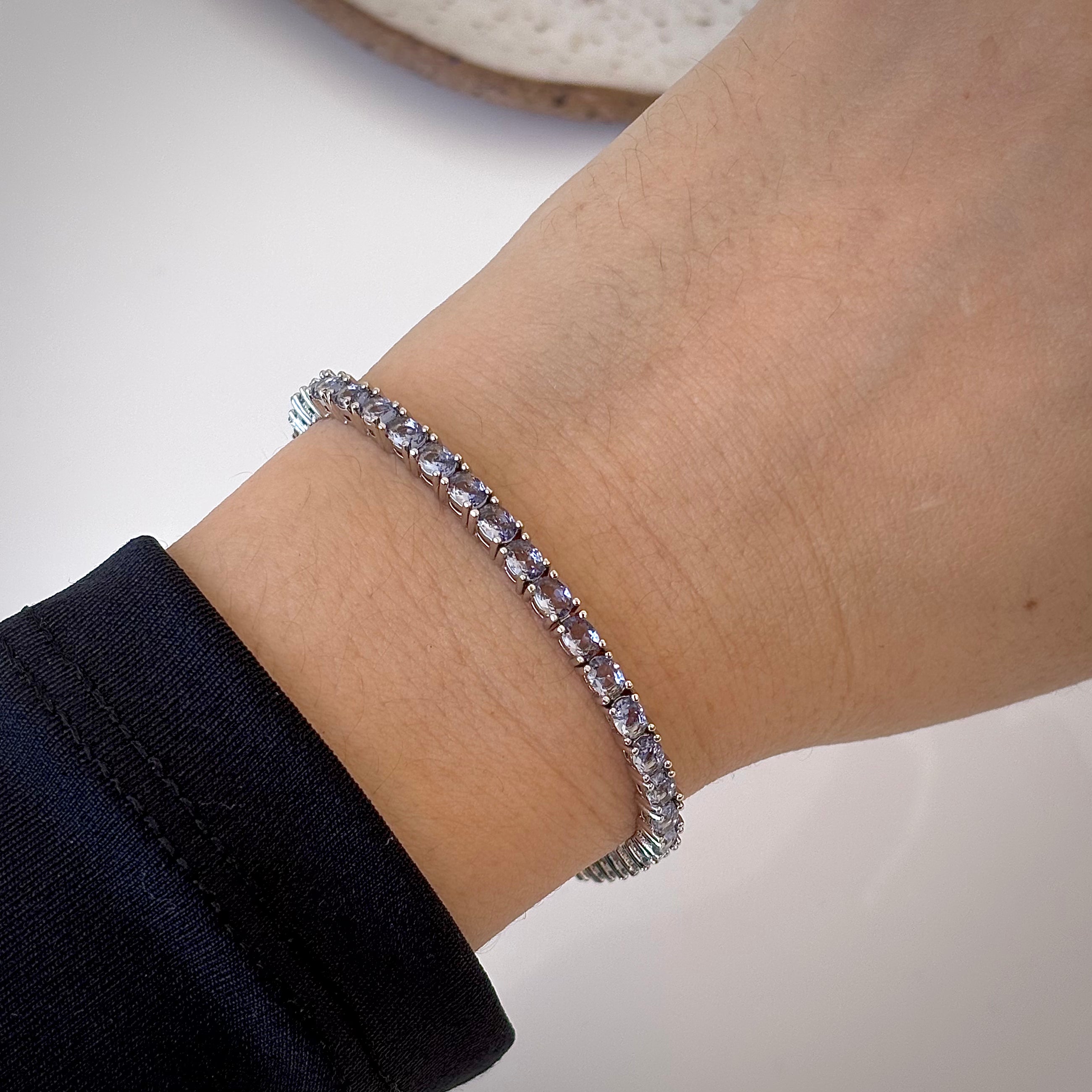 Pulseira riviera Dollie zircônias tanzanita ródio branco