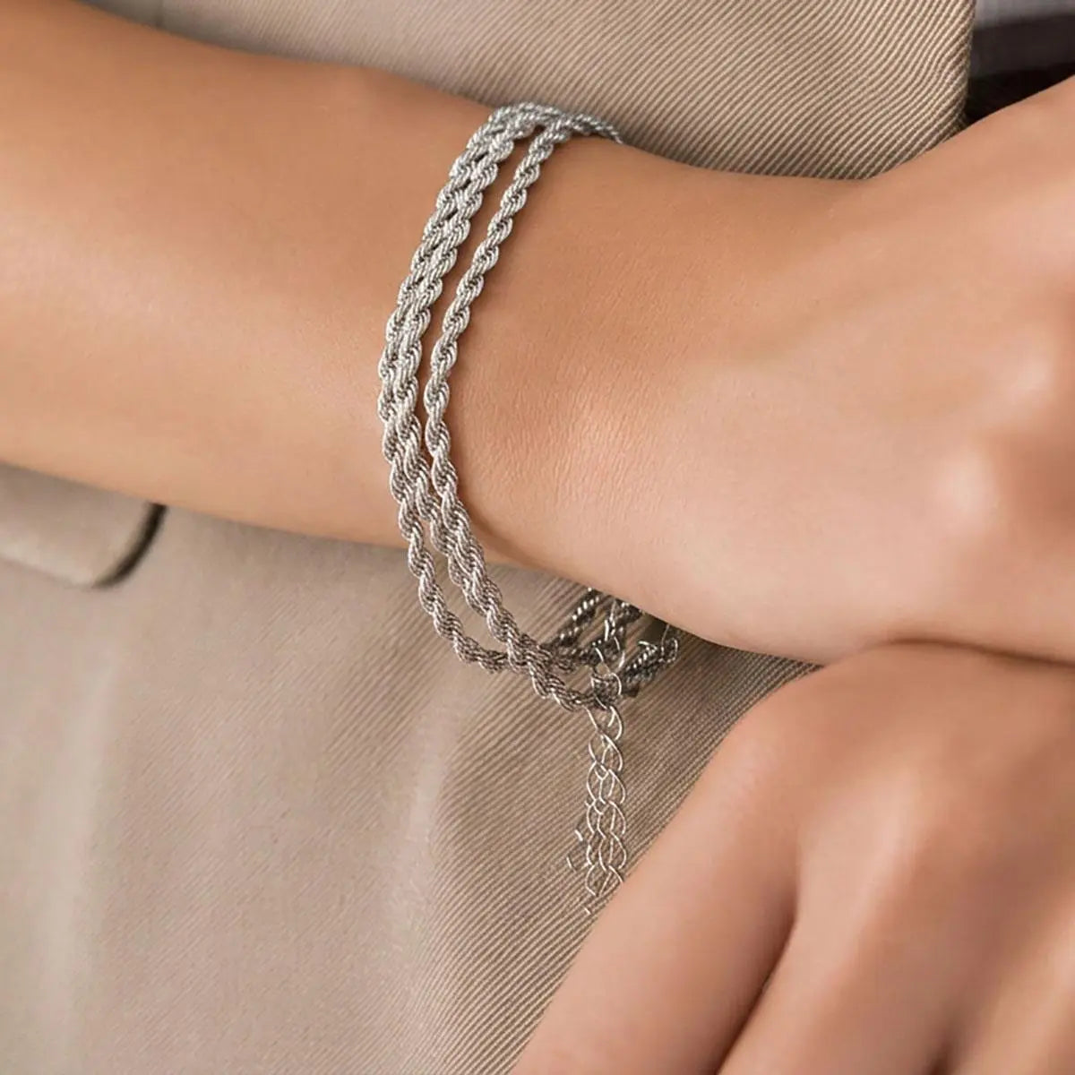 Pulseira malha entrelaçada cordão baiano ródio branco (2mm)