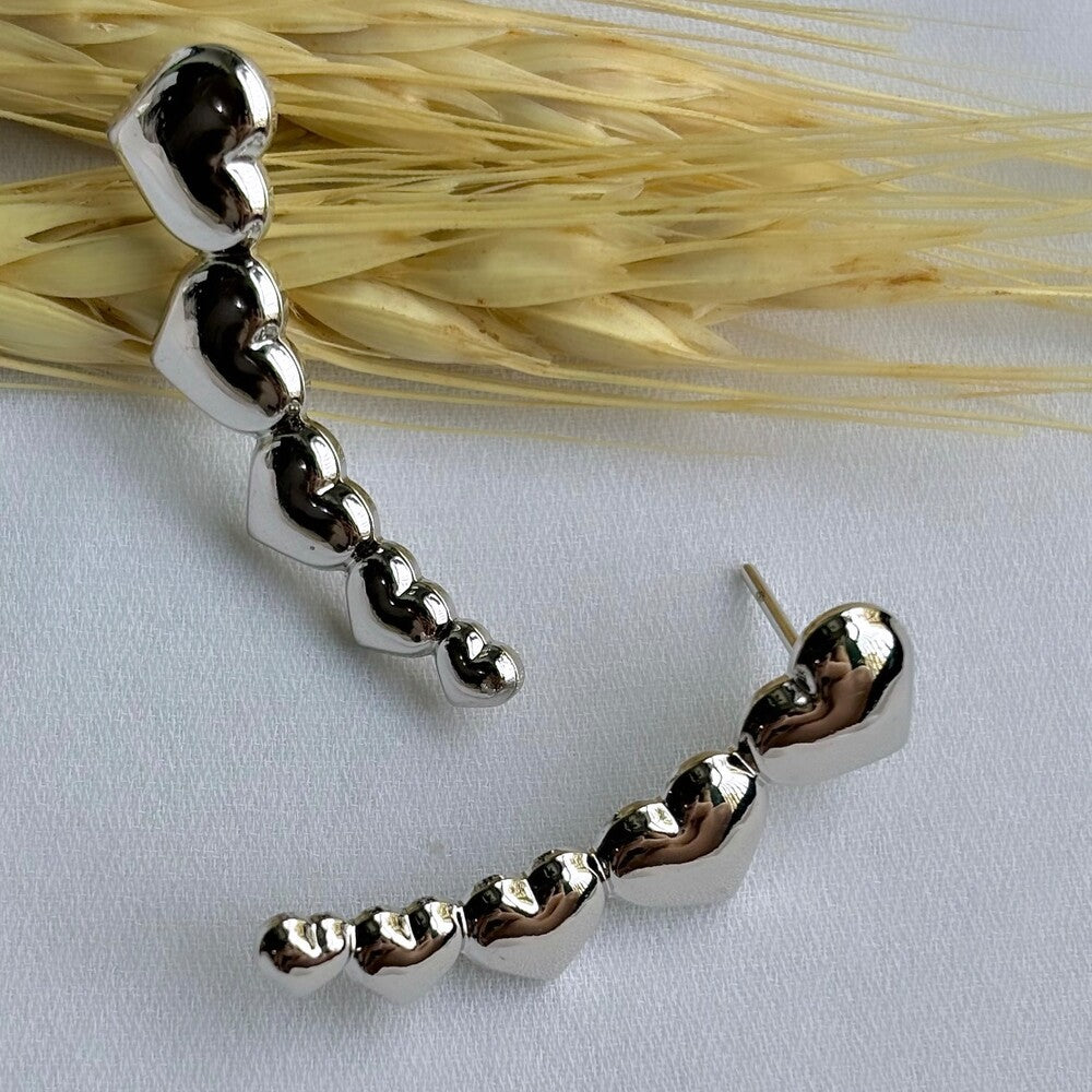 Brinco ear cuff Betsy corações liso ródio branco - foto 5