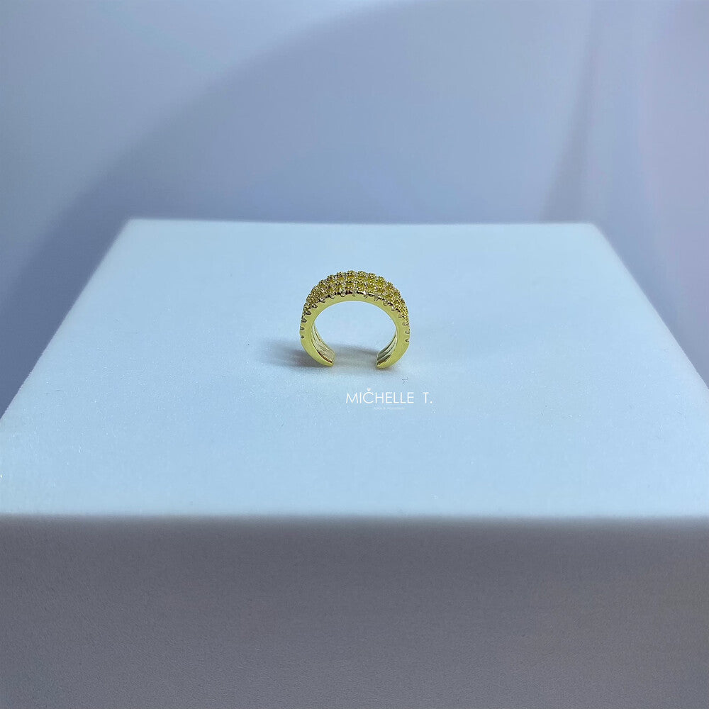 Piercing fake Celine cravejado prata 925 banho ouro - foto 4