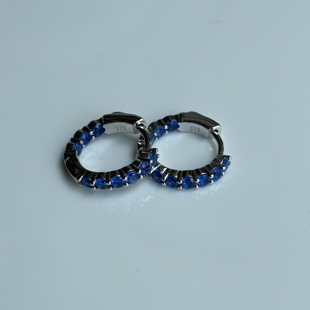 Brinco argola Jenny zircônias azul safira prata 925 - foto 4