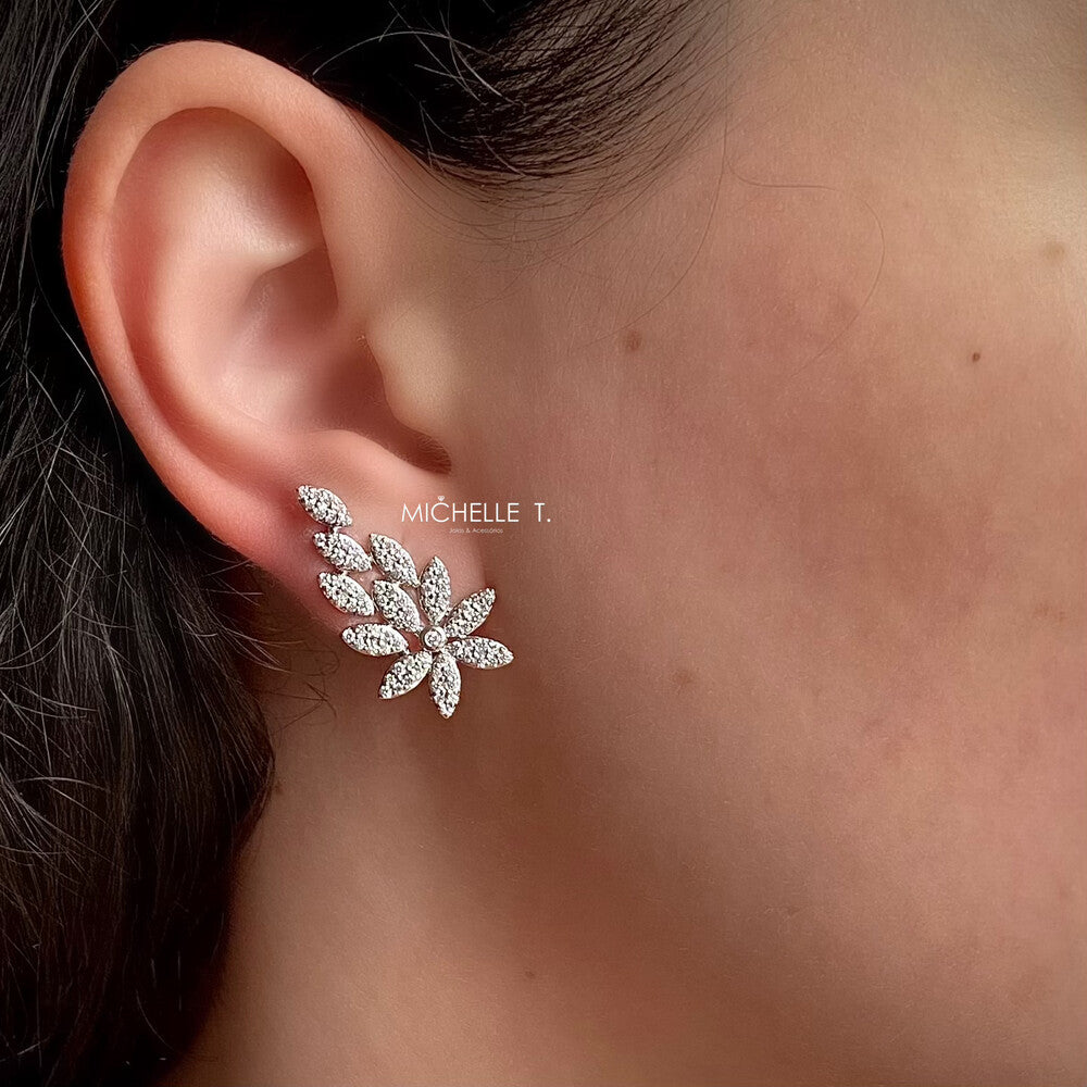 Brinco Liza cravejado com zircônias ródio branco - foto 4