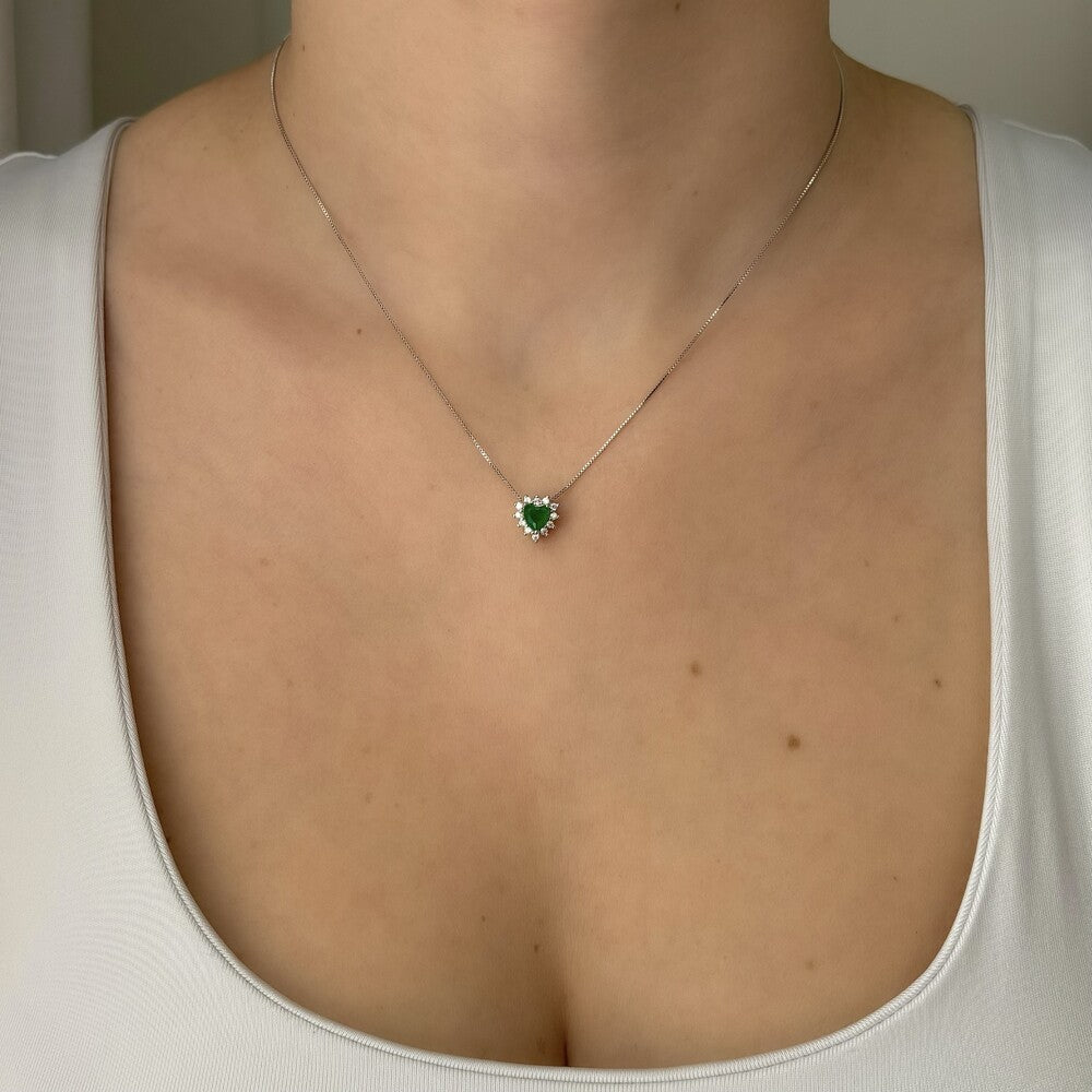 Colar mini coração esmeralda cravejado ródio branco - foto 2