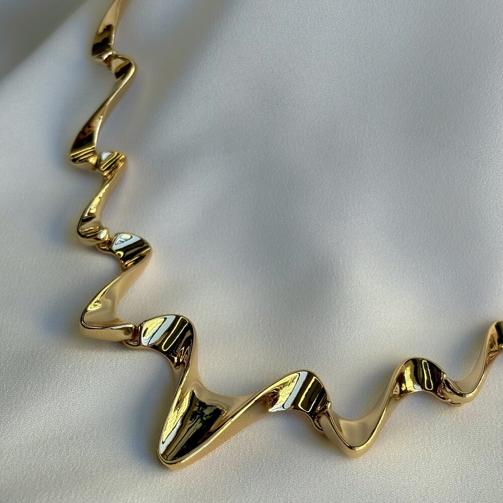 Colar Curves liso ouro - foto 3