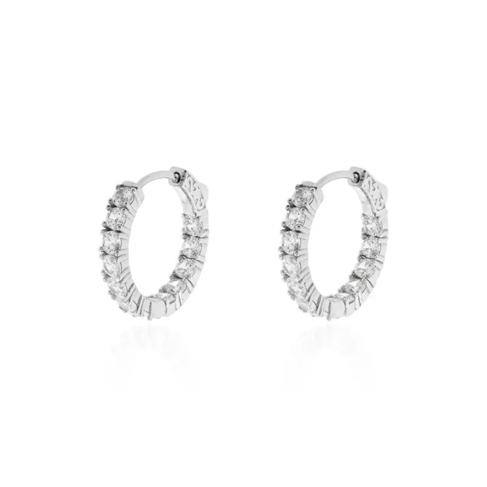 Brinco argola Mila zircônias brancas ródio branco