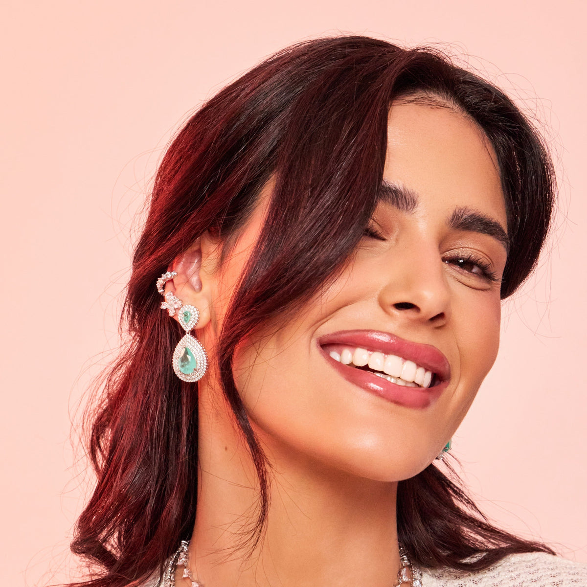 Conjunto Brinco Morgana + Colar Ingrid esmeralda colombiana fusion ródio branco