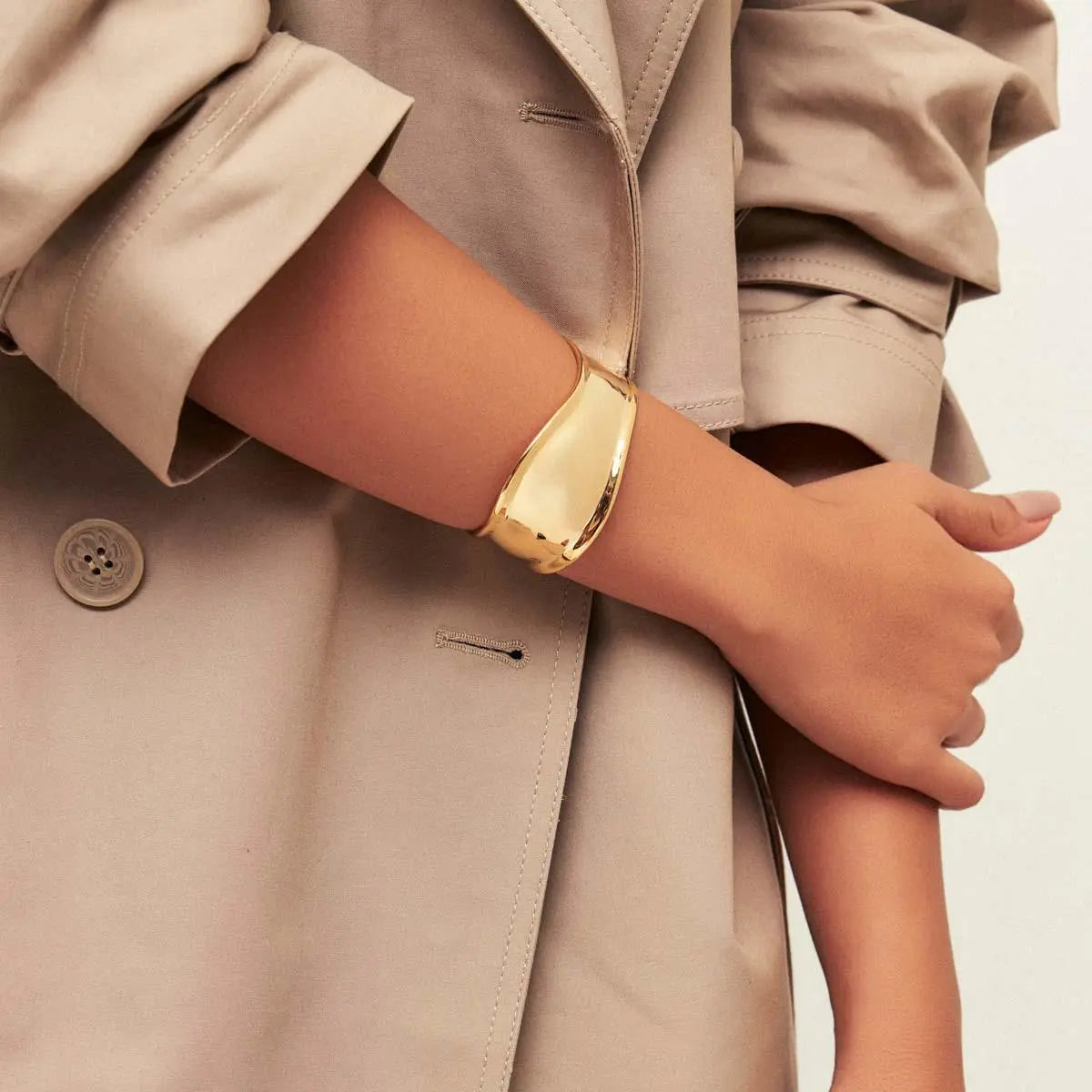 Pulseira bracelete Elsa liso ouro
